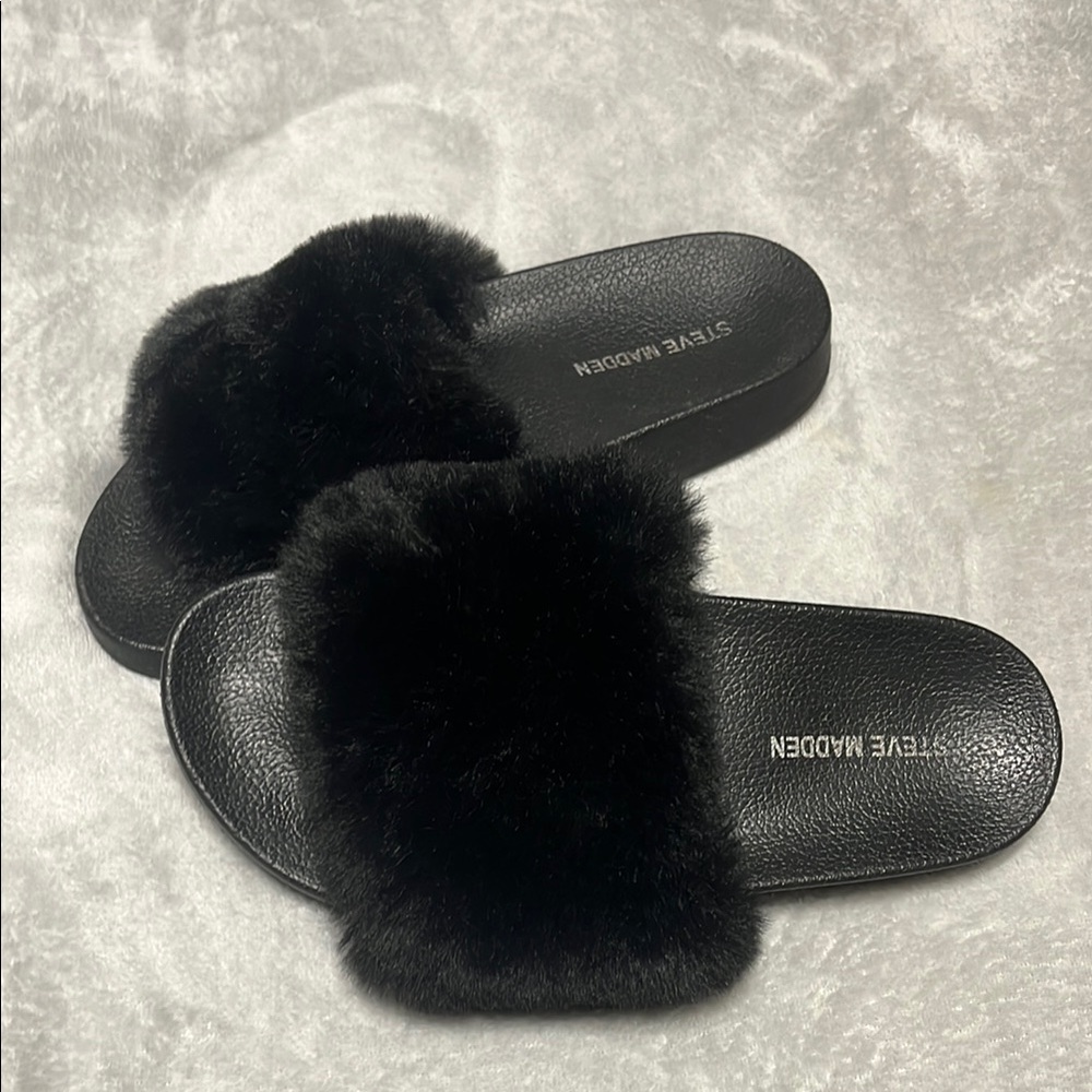 Steve Madden Black Furry Slippers